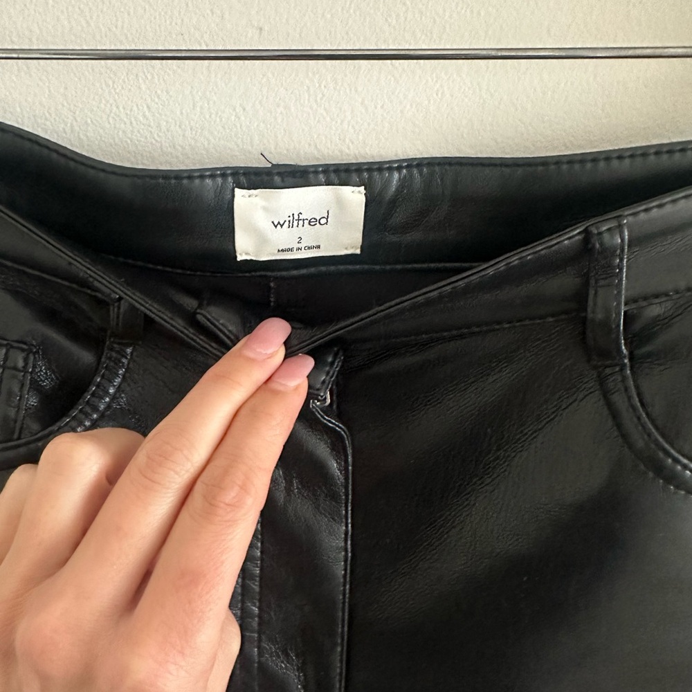 Aritzia black faux leather melina pant size 2 - Picture 5 of 6